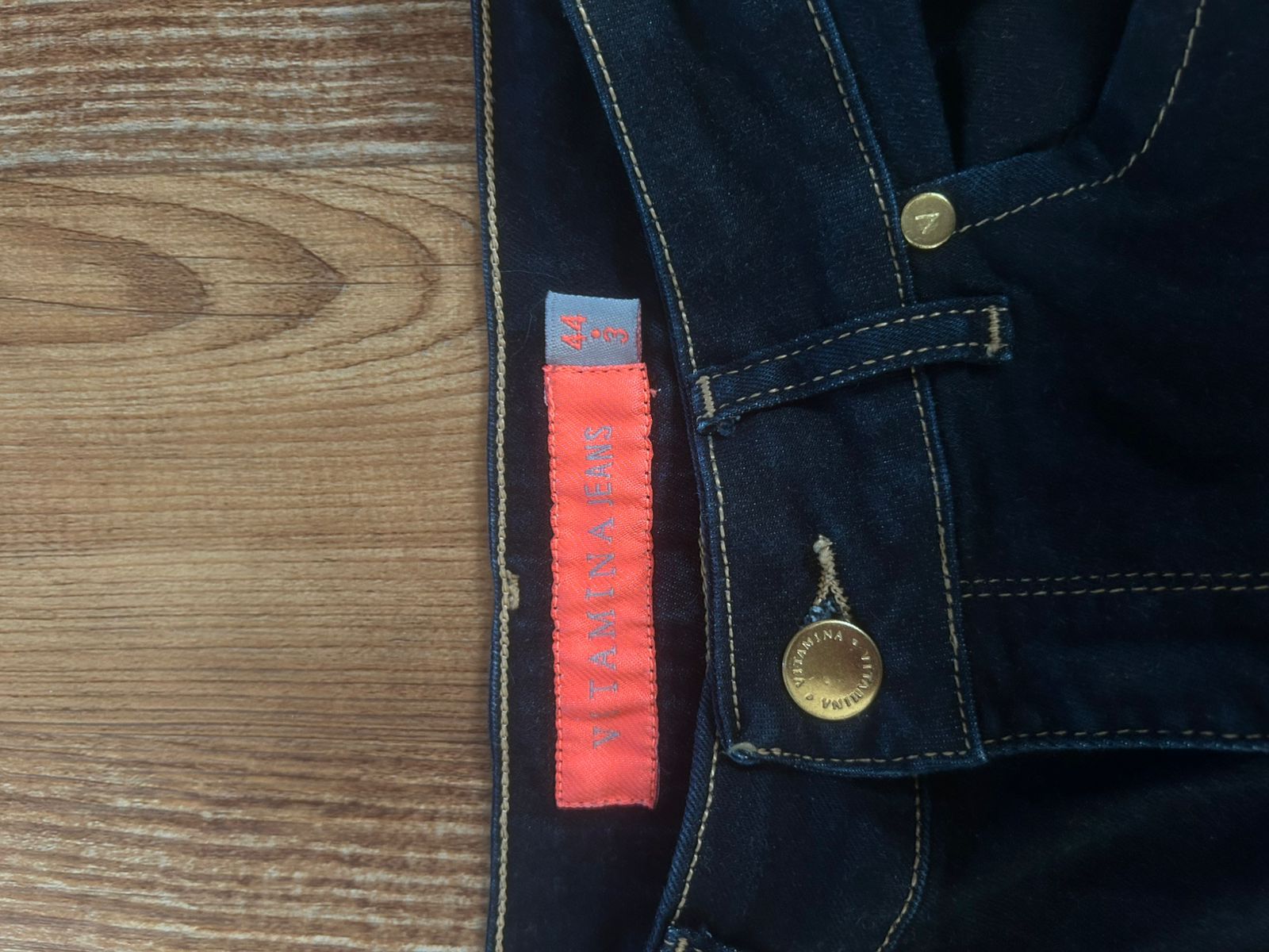 SKU-000233 - Vista 2