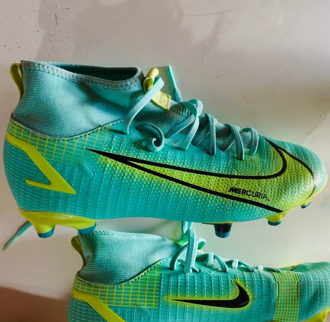 Botines futbol/Rugby cesped 35/36 23 (Nike Jr. Mercurial Superfly 8 Academy MG) ORIGINAL
