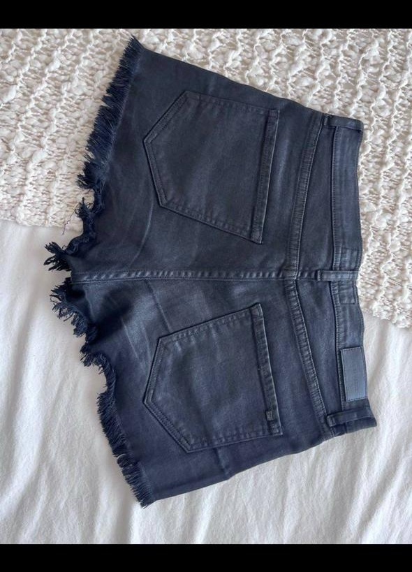 SKU-000074 - Vista 4