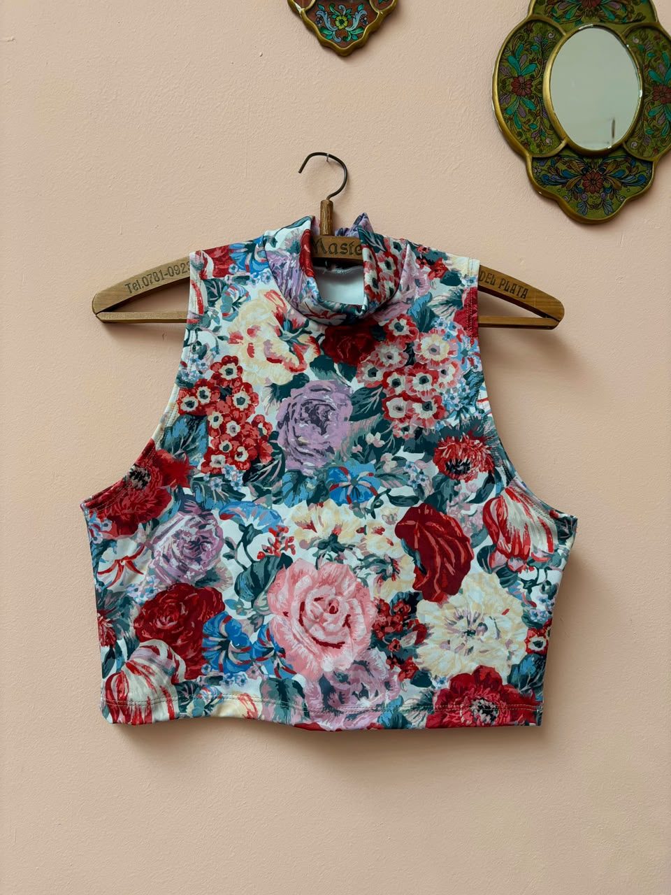 Top de lycra estampada floreada marca Baticana
